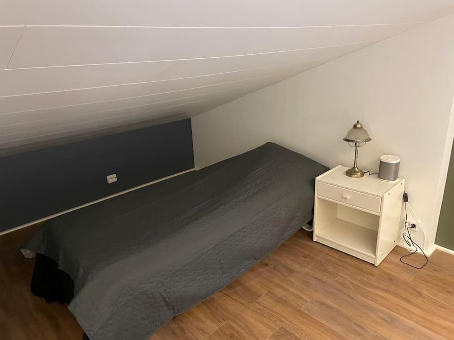 Nyrenoverat Strandnaera Med Fantastisk Utsikt Rimbo Exterior foto